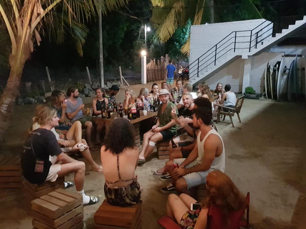 Hangover Hostels Arugam Kudah Eksteriør bilde